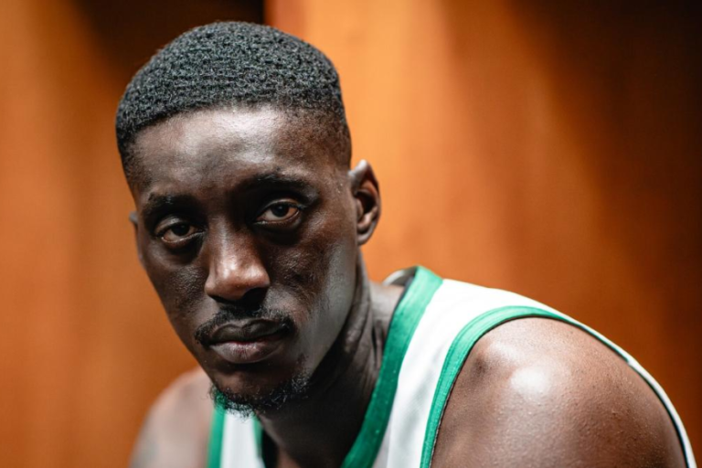 tony snell net worth